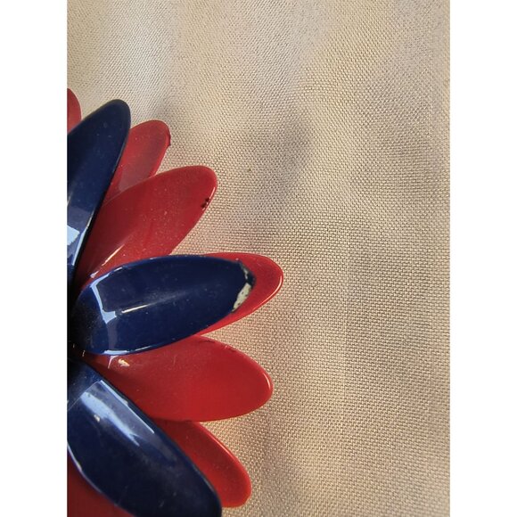 Vintage Red & Blue Enamel Flower Brooch Pin Retro 1960s Style Metal Jewelry Acce - Picture 3 of 3